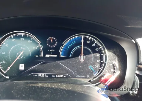 2018 BMW 530E xDrive Iperformance z USA, uszkodzony, nr VIN WBAJB1C57JB374572